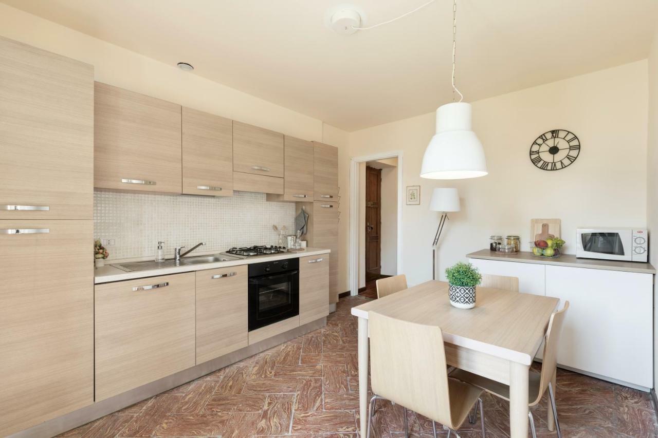 Le Rondinelle Apartment Беладжо Екстериор снимка
